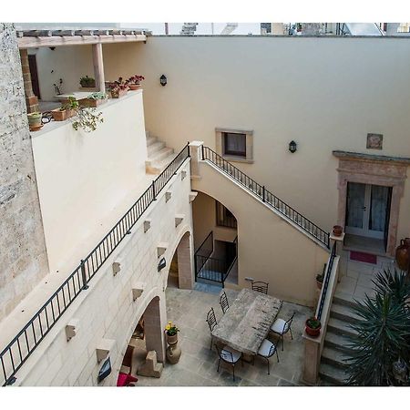 Palazzo Mellacqua Castiglione d'Otranto Bagian luar foto