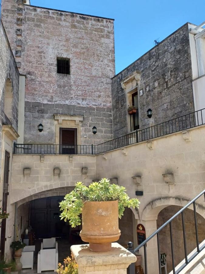 Palazzo Mellacqua Castiglione d'Otranto Bagian luar foto