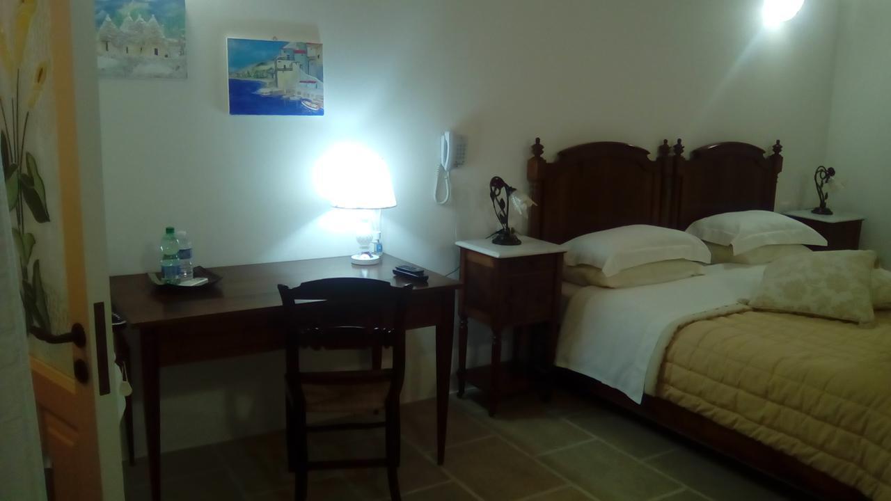 Palazzo Mellacqua Castiglione d'Otranto Bagian luar foto