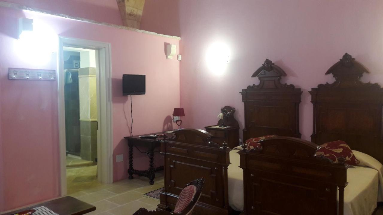 Palazzo Mellacqua Castiglione d'Otranto Bagian luar foto