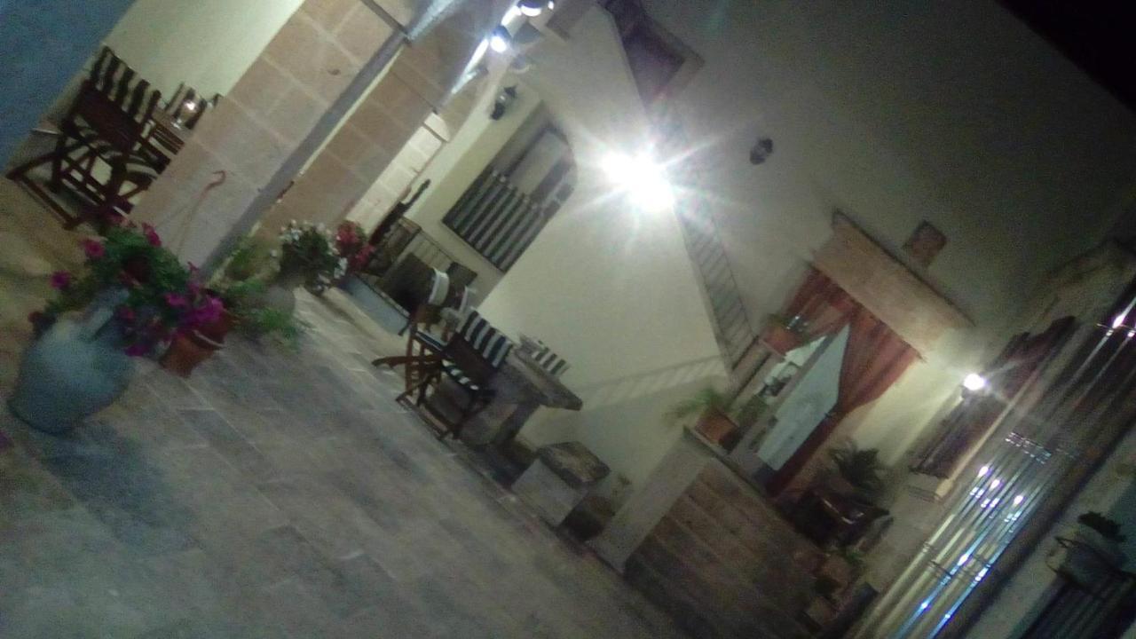 Palazzo Mellacqua Castiglione d'Otranto Bagian luar foto