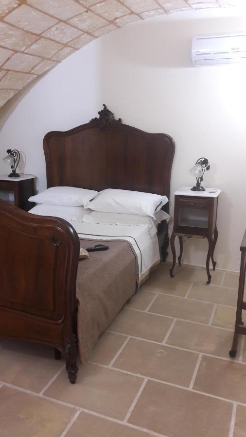 Palazzo Mellacqua Castiglione d'Otranto Bagian luar foto